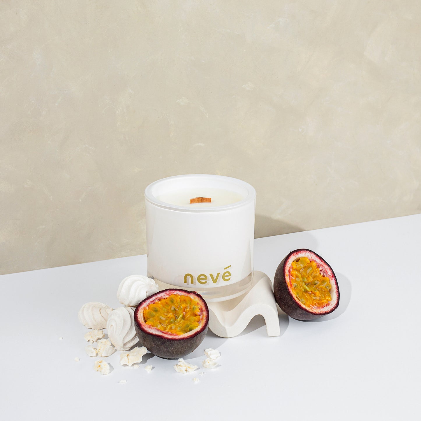 Passionfruit Pavlova Candle